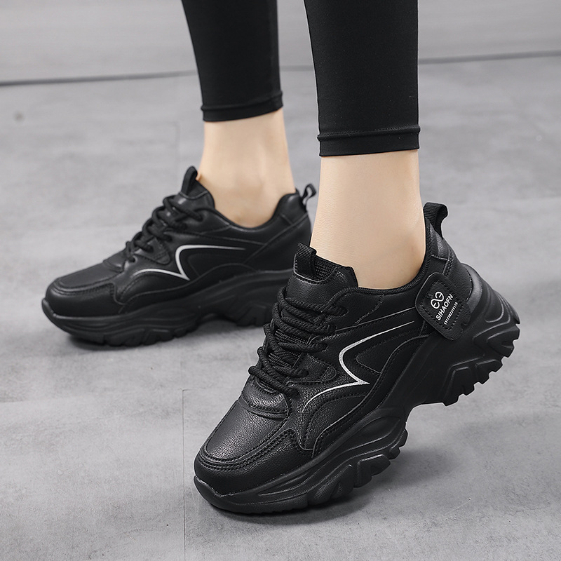 두꺼운 바닥 토레 신발 여성 2 0 2 4 봄과 여름 새로운 메쉬 통기성 캐주얼 신발 부드러운 바닥 라이트 머핀 운동화