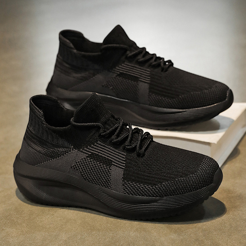 Zapatos de hombre 2025 verano gran tamaño pareja volando tejido transpirable zapatos deportivos casuales calcetines de moda coreana zapatos de moda con cordones