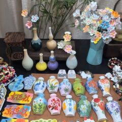 景徳鎮の爆発金は純粋な手作業の陶磁器の冷蔵庫に花瓶を貼っています。