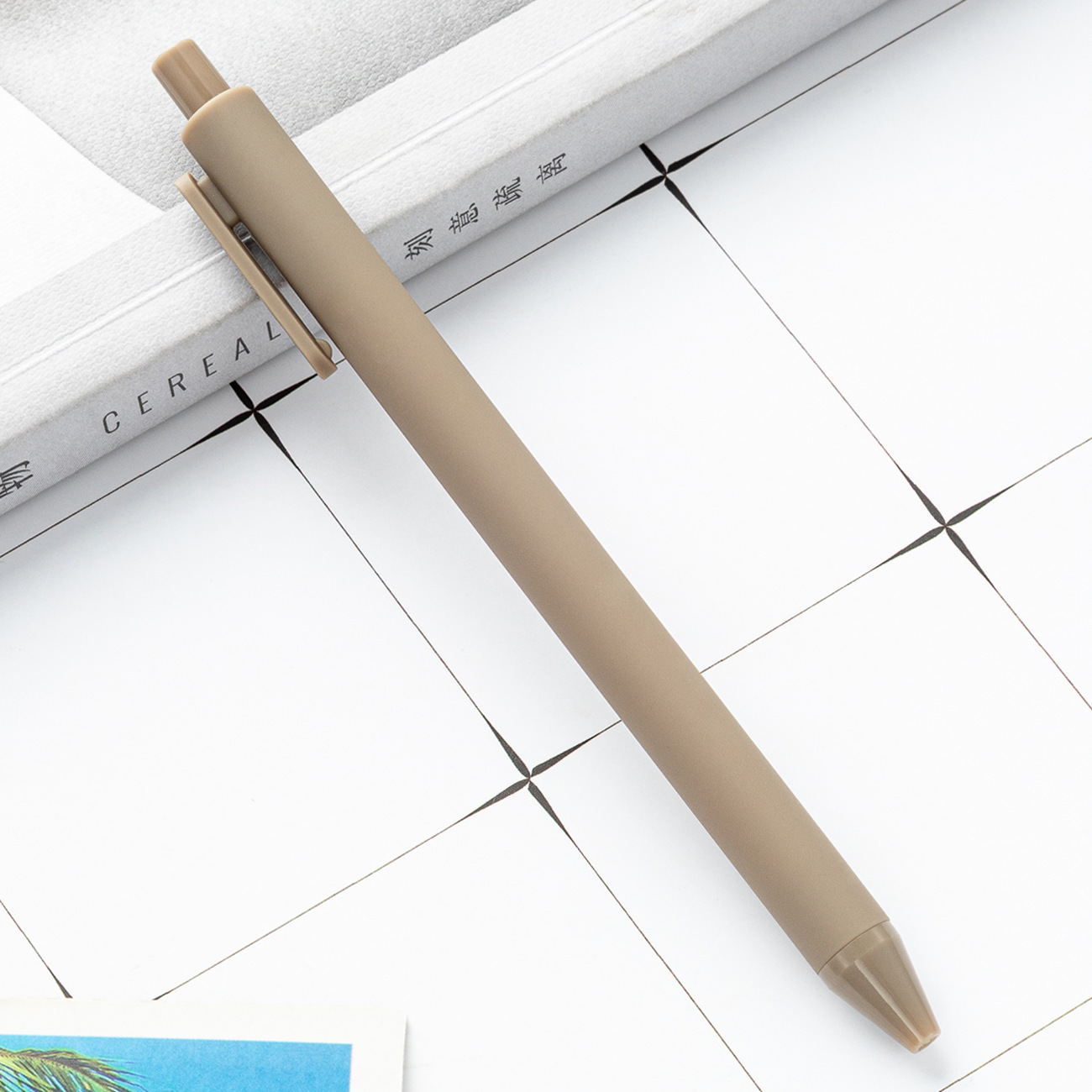 alto valor facial de color macarón bolígrafo de plástico de presión de papelería para estudiantes bolígrafo de imprimir logotipo bolígrafo de goma