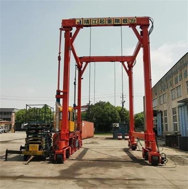 宝威 1-100t轮胎式 轨道式集装箱起重机 多规格型号 稳定搬运堆码