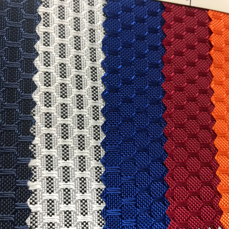 双色足球格厂家直销现货新款货源产地弹力加捻双色足球格pu底