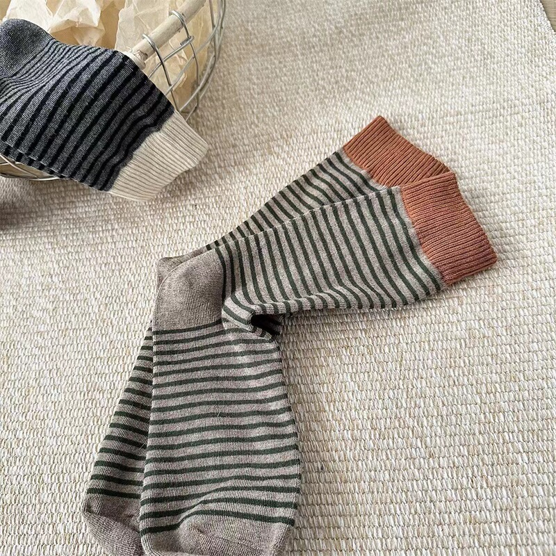 Maillard contrast color thread South Korea Dongdaemun ins Japanese pile Socks striped socks college style mid-calf length socks for women