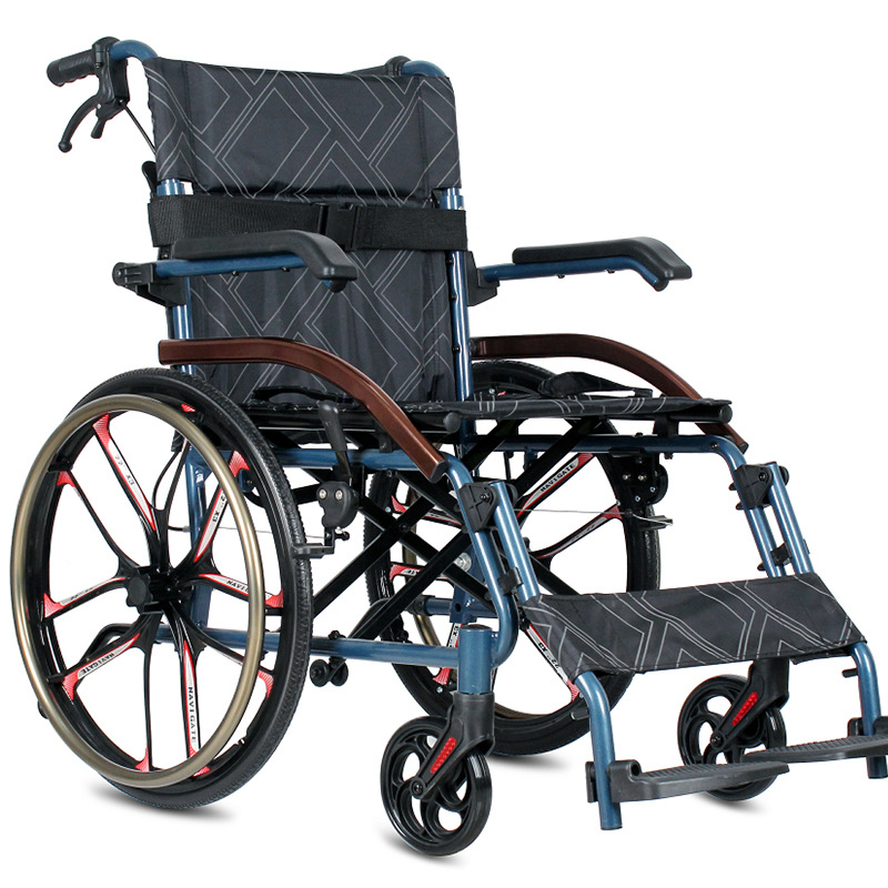 Fabricante de aleación de aluminio gruesa silla de ruedas portátil plegable ligera para personas mayores con discapacidad vehículo de ruedas manual
