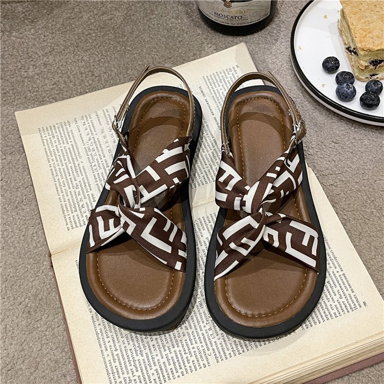 Zomer nieuwe letterstof modieuze en comfortabele zachte zool geurige wind platte gesp sandalen_voghion.com