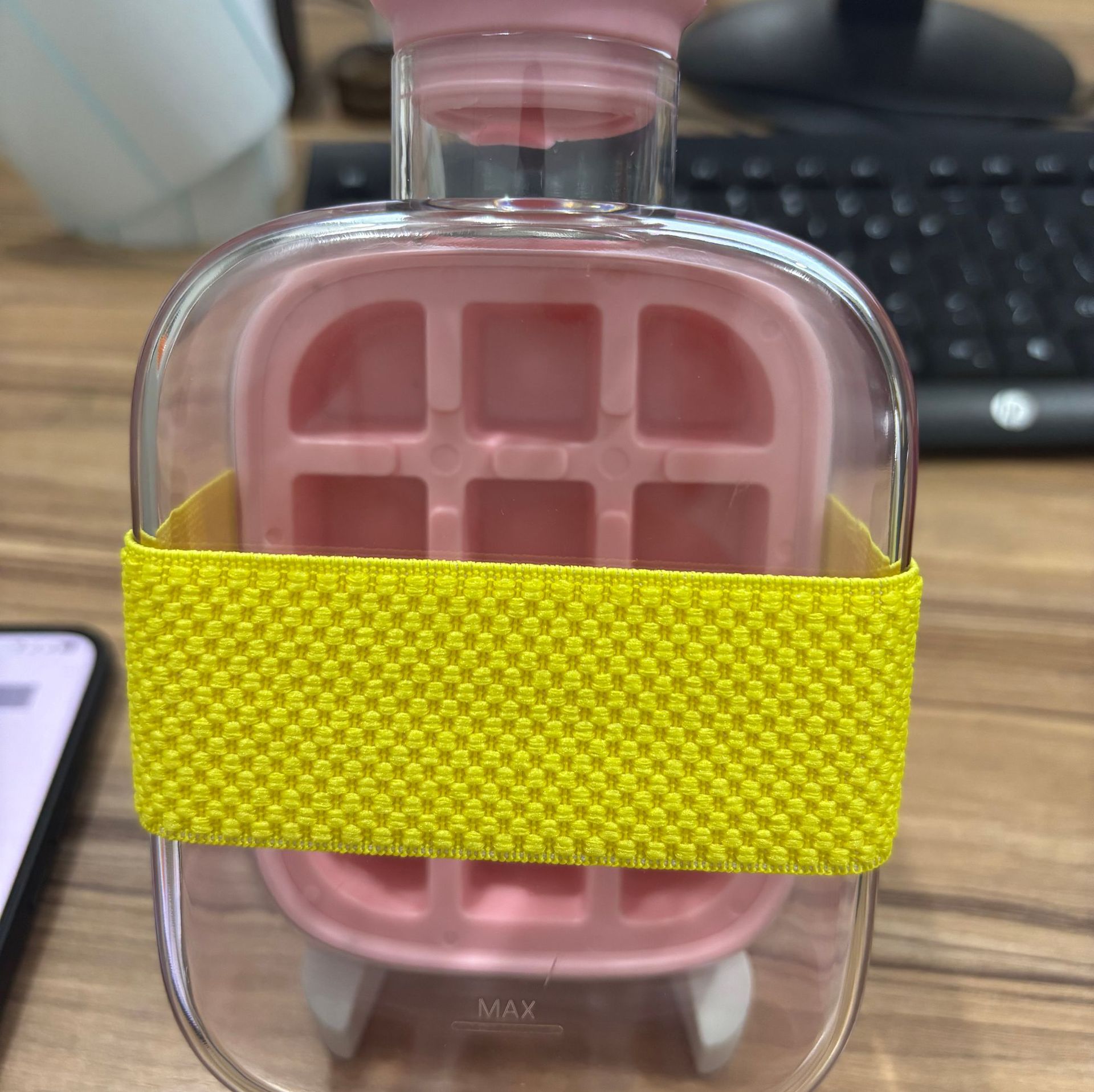 [0 touch ice, 1 second press to remove ice] 500ml pink