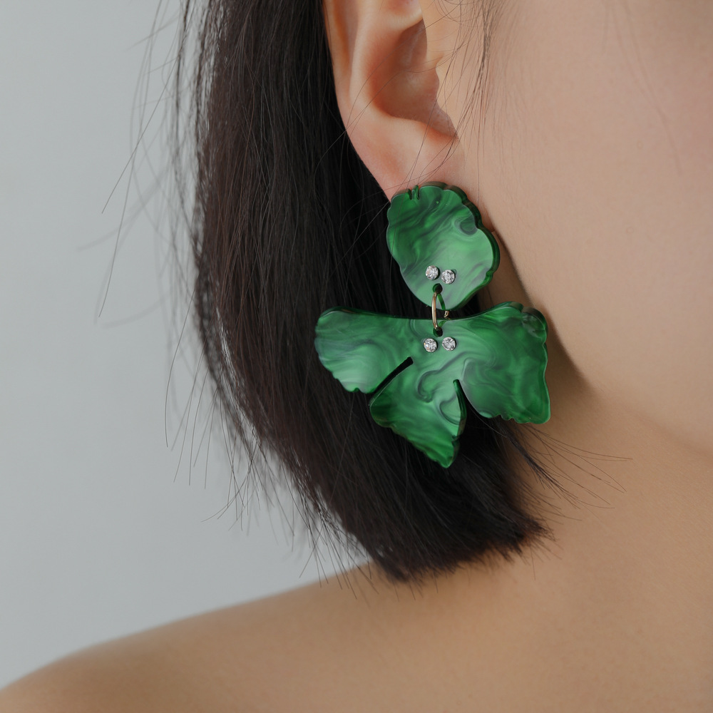 1 Pair Fashion Flower Resin Inlay Rhinestones Women's Drop Earrings display picture 2