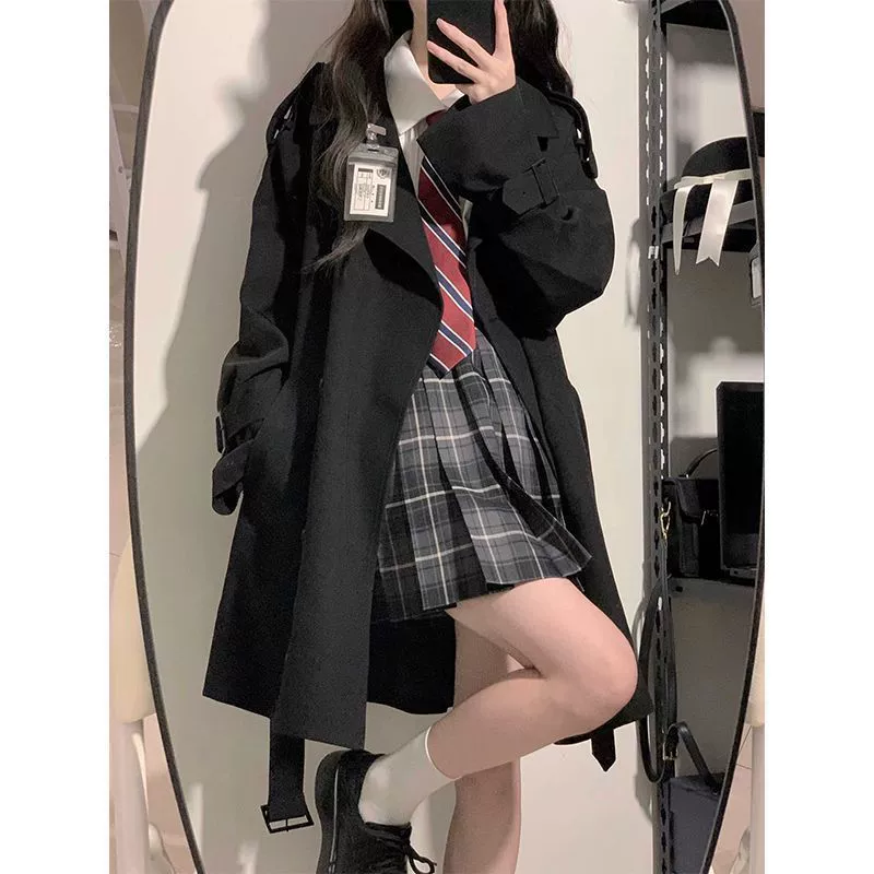 Весенний trench coat, куртка, тренд сезона, стиль высокого качества, яркий запоминающийся стиль, для подростков