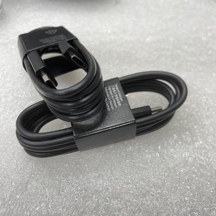 Suitable for Samsung S25 Data Cable Type C to Type C Black White S24 Data Cable