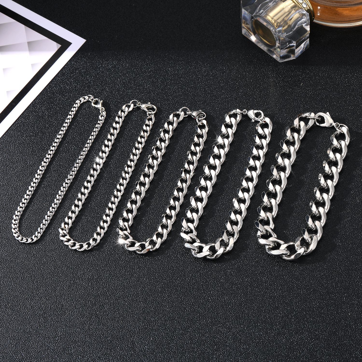 Solid Color Pattern Hip-Hop Solid Color 304 Stainless Steel Men's Bracelets Men's Chain Bracelets