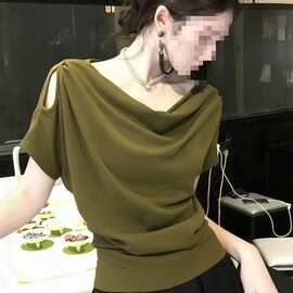 新款设计独特漂亮感好看巨夏荡领露肩上衣大码胖短袖恤女