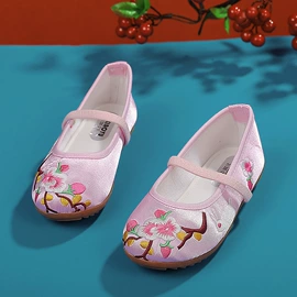 童运动鞋;童凉鞋;童棉鞋