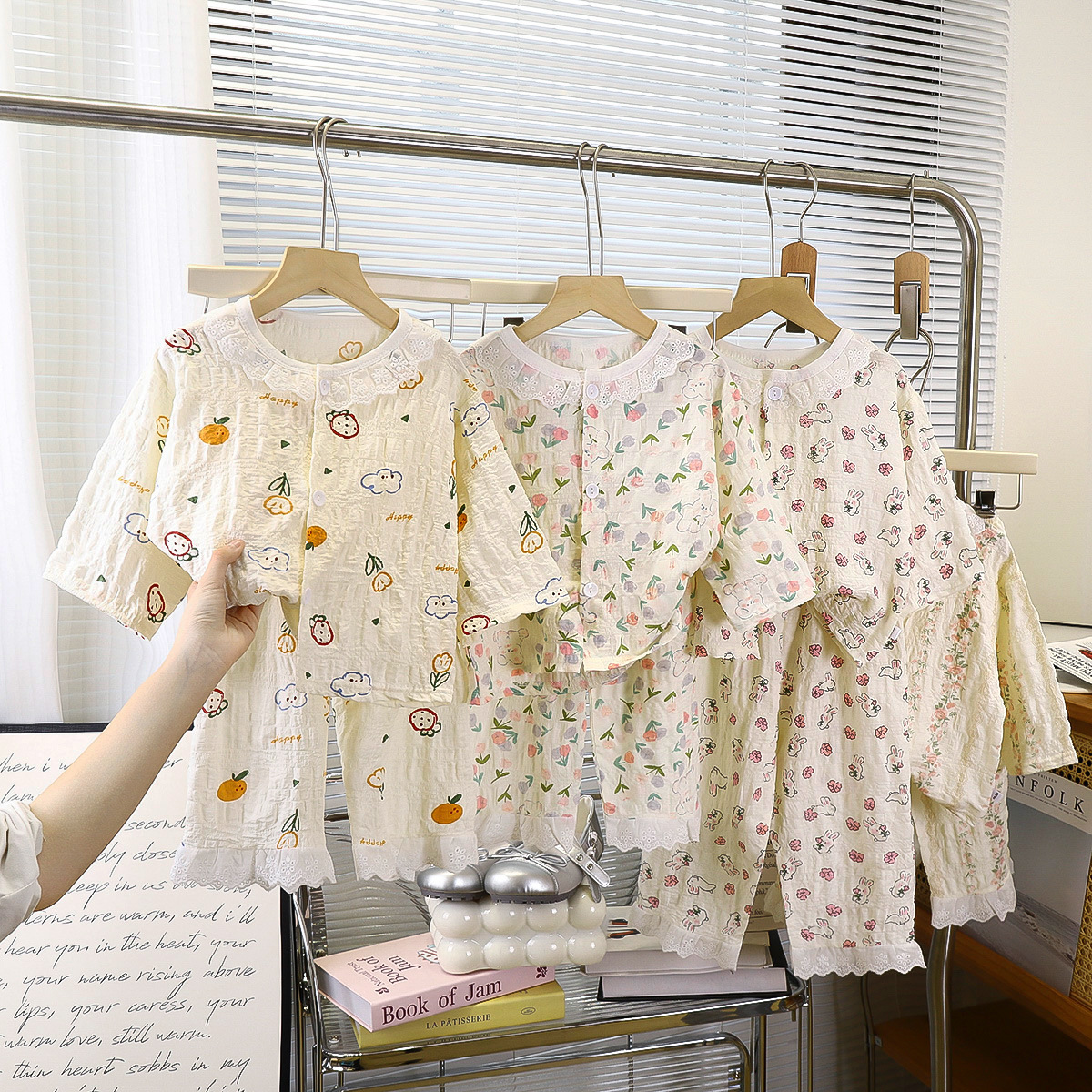 Children's Pajamas, Girls' Spring and Summer Nine-Quarter Sleeve Thin Home Clothes, Baby Girl's Small Floral Korean Style Air-Conditioned Clothes Suit