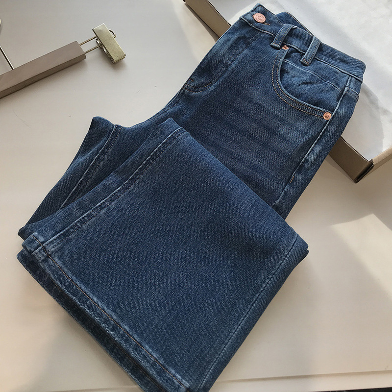 Supermodel Denim, Easy to Wear Without Di ~ the Fit Is Also Good! Slimming High-Waisted Petite Extended Version Flared Jeans