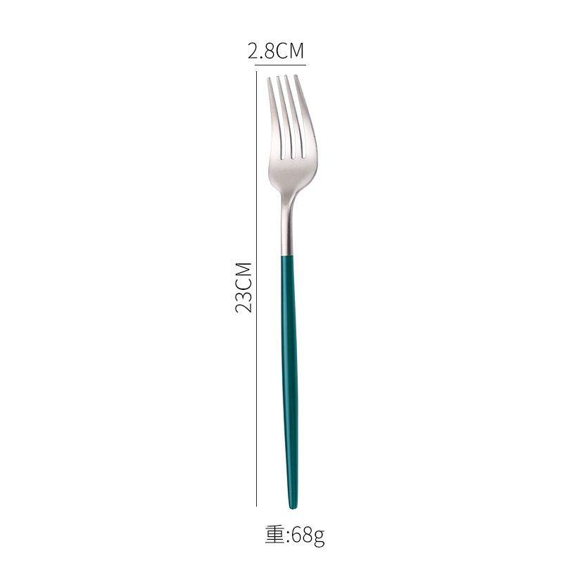 304 de acero inoxidable vajilla portuguesa cuchillo, tenedor y cuchara de cuatro piezas chapada en oro cuchara Nordic comida occidental traje de filete de oro negro