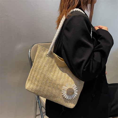 Large-capacity woven bag women's autumn  new trendy fashion single shoulder underarm bag casual western style large handbag