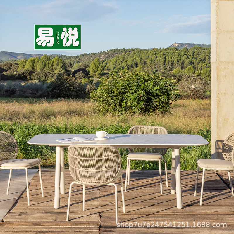 Villa nórdica de caña sofá combinación al aire libre balcón alojamiento de cuerda mesas y sillas muebles al aire libre ocio patio mesas y sillas