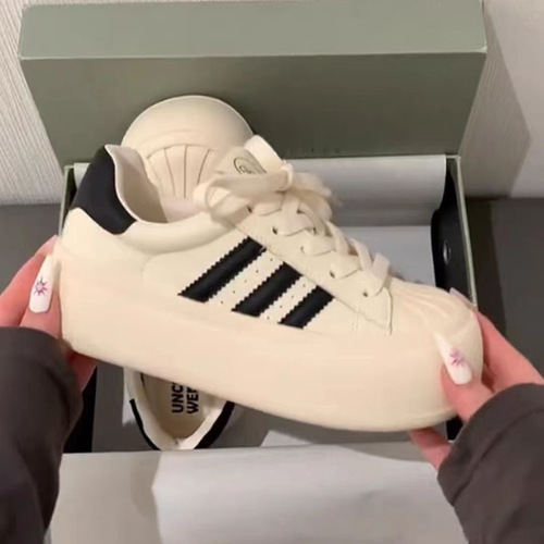 Shell head skate shoes, women's lace thick sole black and white panda new spring and autumn big-head casual doll shoes, 2026 high-face value