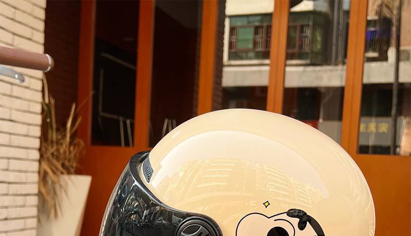 Crayon Shin-chan 3C Certified Electric Motorcycle Helmet