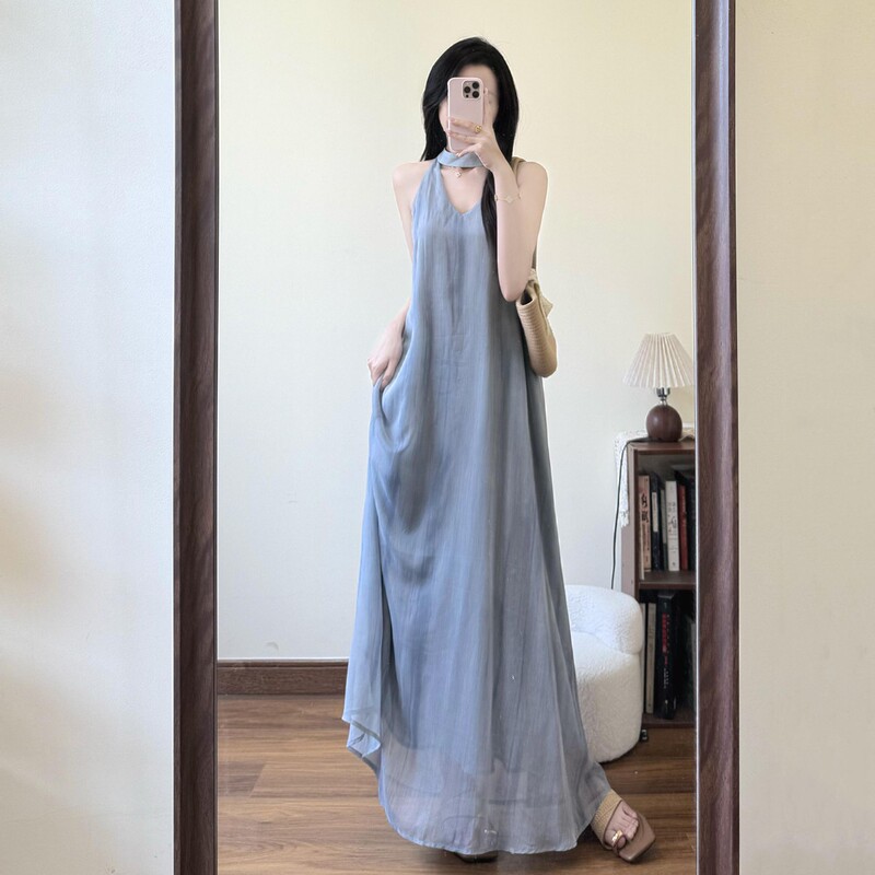 French-Style Long Dress, Blue Spaghetti Strap Dress for Women, 2026 Summer New Model, Sleeveless, Seaside Vacation, Fairy-Like Elegance, Slimming Effect French-Style Long Dress, Blue Spaghetti Strap Dress for Women, 2026 Summer New Model, Sleeveless, Seaside Vacation, Fairy-Like Elegance, Slimming Effect