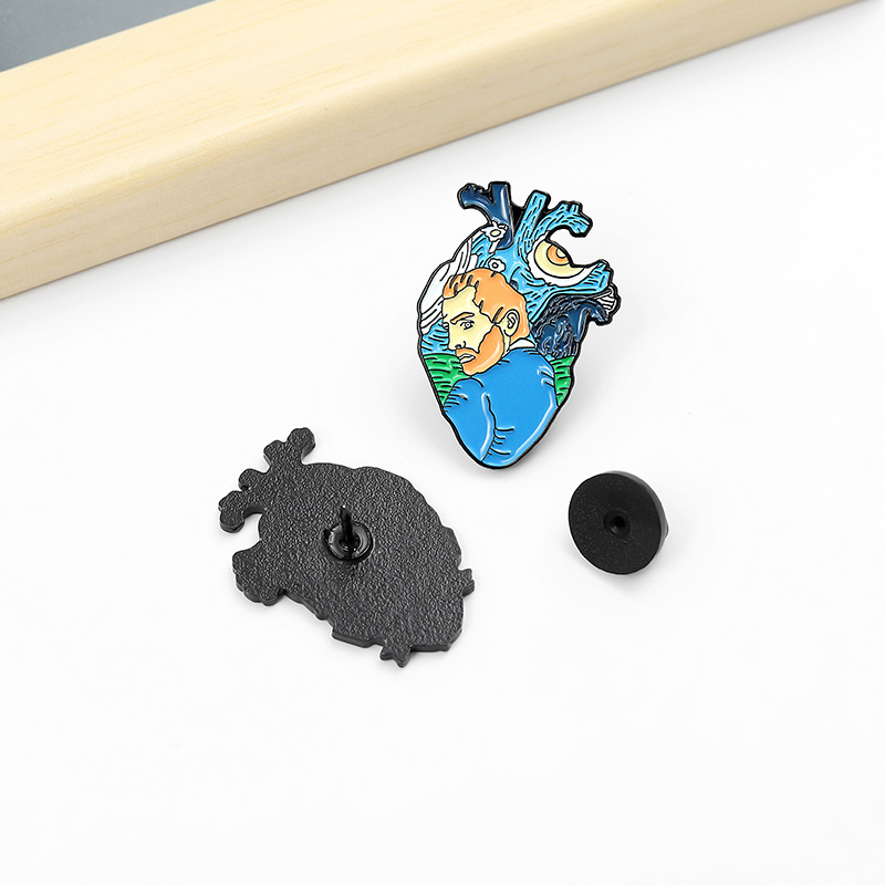 12g Weight Brooches Classification Fashion Pin Heart Shape Alloy Plating Unisex Brooches