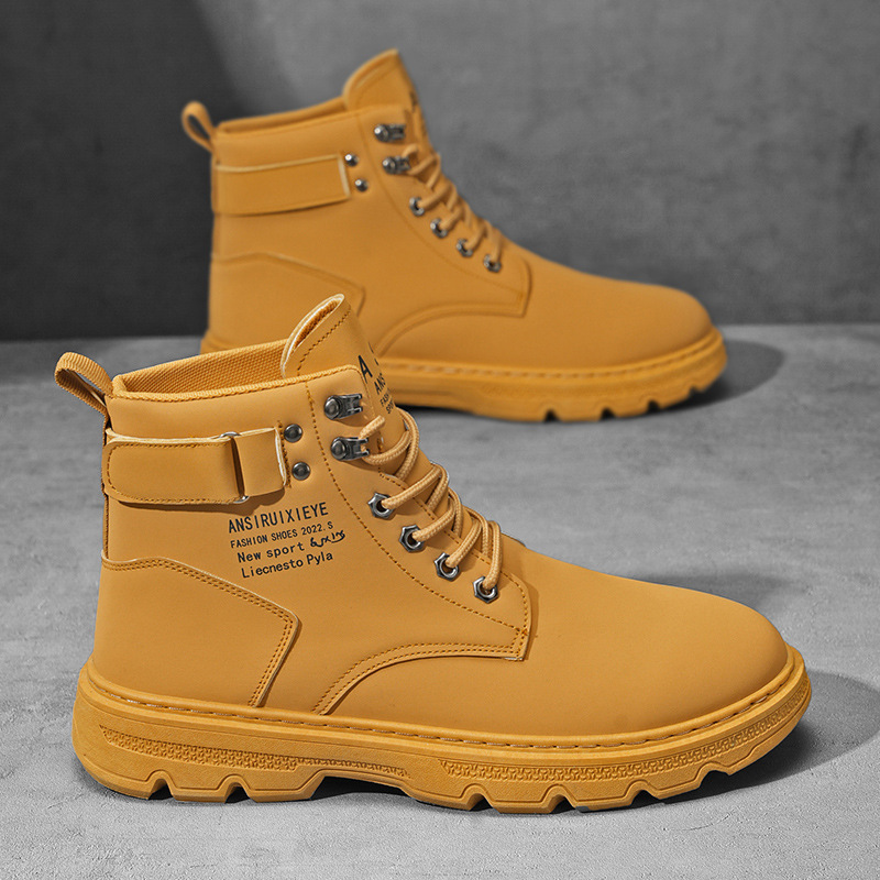 Otoño zapatos de hombre nuevos zapatos de alta martin de moda para hombres zapatos de herramienta de suela gruesa botas de cuero casuales botas cortas negras