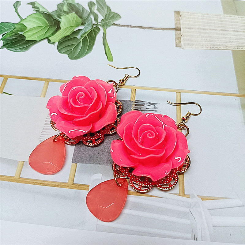 Wholesale Jewelry Red Rose Flower Ethnic Style Short Earrings Nihaojewelry display picture 1