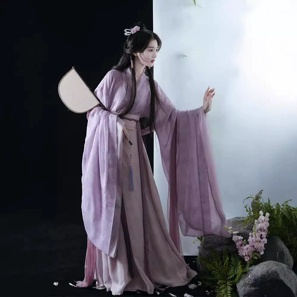 Hanfu для женщин в стиле династий Вэй и Цзинь, с дизайном с половиной рукавов, широкими рукавами и юбкой с восемью панелями, подходящей для повседневного ношения весной, летом и осенью.