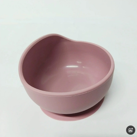 핑크색 음식 그릇