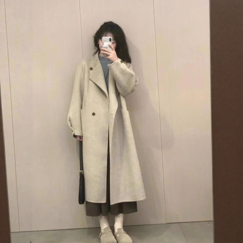 赫本风燕麦色法式呢子大衣女秋冬新款小个子复古感中长款毛呢外套|undefined