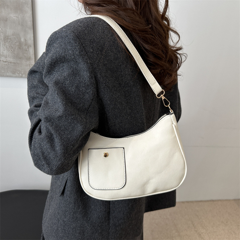 Bolso de mujer 2024 nueva moda de gran capacidad bolso de mujer de mediana edad cuero suave universal atmósfera bolso de mujer popular