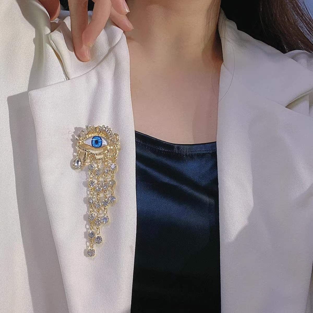 Vintage Devil Brooch With Diamonds And Tassels High-end Pin_voghion.com