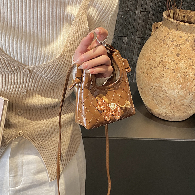 Caricatura lindo pony bolso de hombro para niños y niñas bordado de diamante mini bolso de mano 2026 bolso de comercio exterior transfronterizo para niños