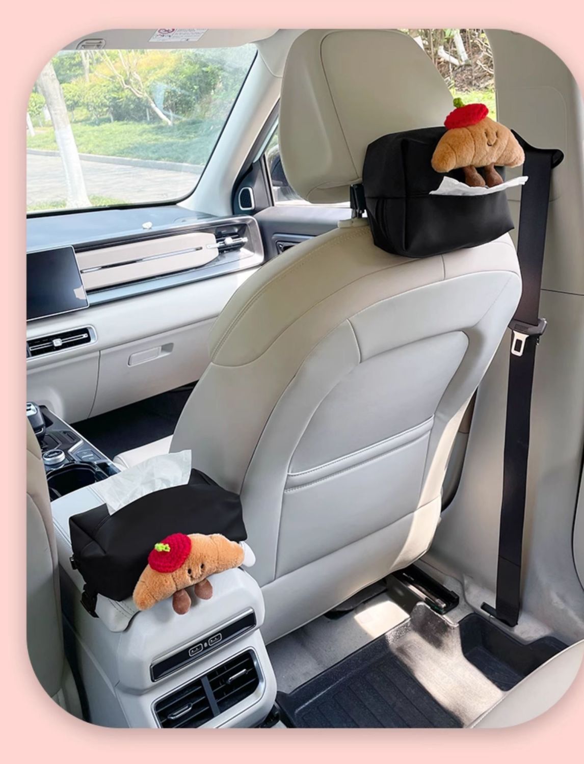 Cute Croissant Car Tissue Bag Creative Car Seat Back Tissue Bag Car Armrest Box Tissue Box for Girls