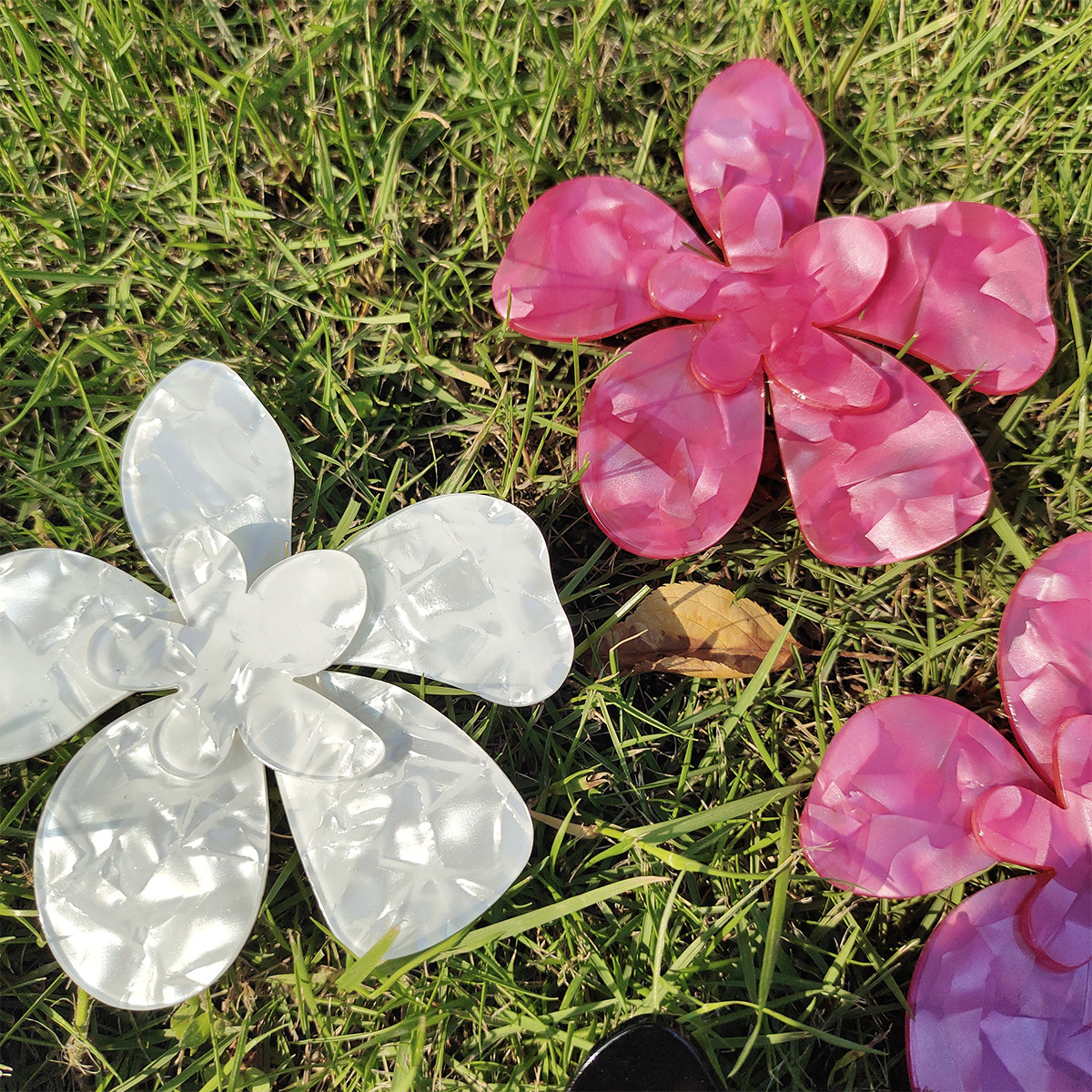 Acrylic Material Flower Pattern 1 Pair Exaggerated Flower Arylic Drop Earrings