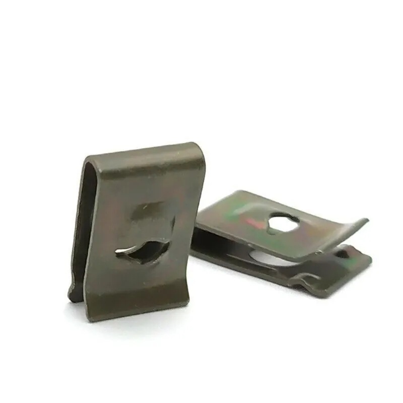 Base de tornillo del coche clip en forma de U clip de modificación del coche interior de metal Fender parachoques clip protector asiento de metal