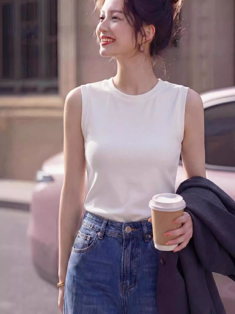 Stylish White Camisole for Women, Summer New Slim-Fit Sleeveless Trendy Top