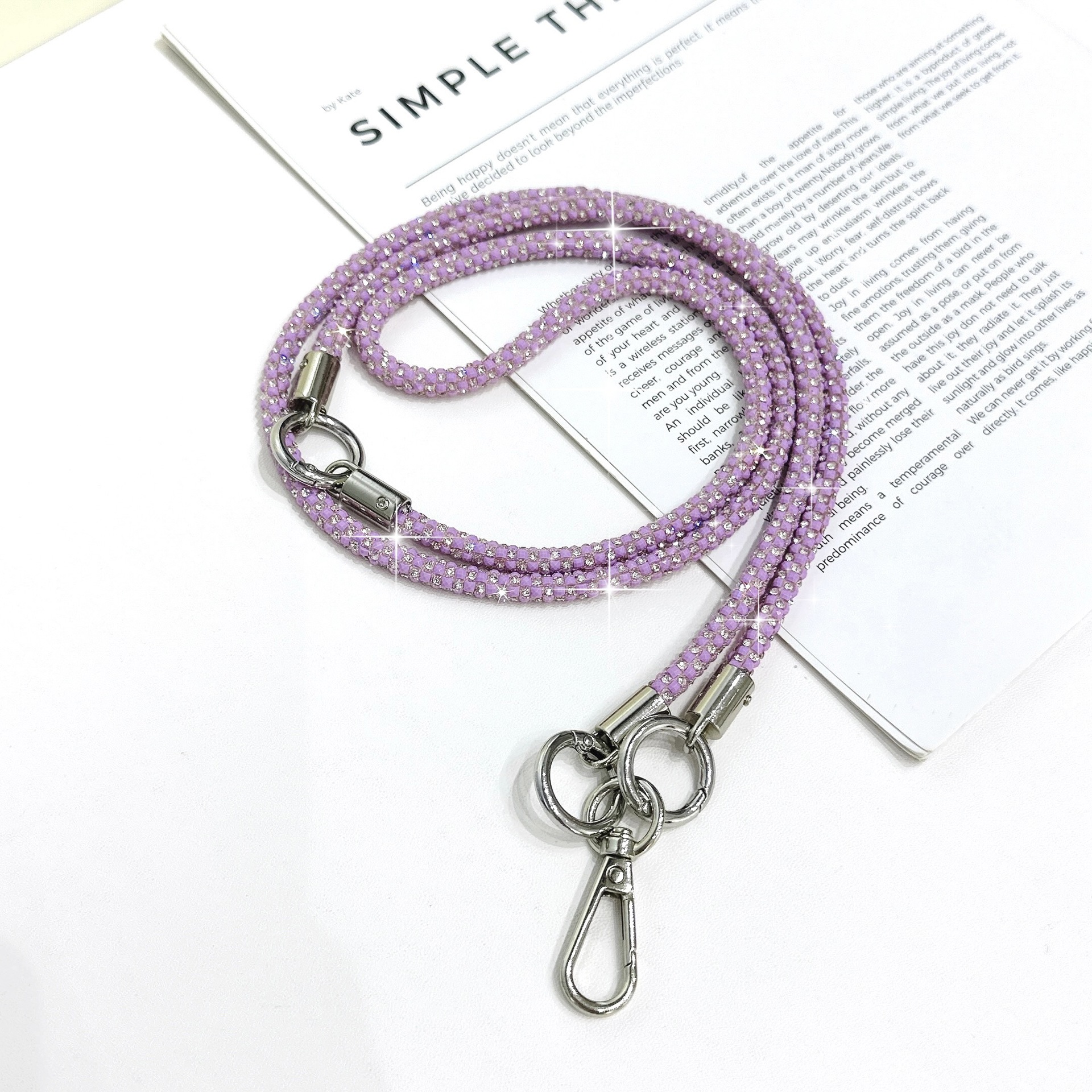 Alta calidad, ligero, lujo 0.7, diamante completo, tres en uno, cadena de teléfono móvil multiusos, mensajero, caramelo, diamante flash multiforma, cordón de diosa