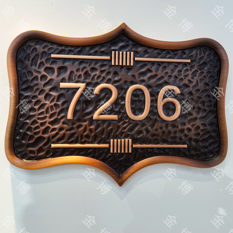 Puerta de metal en relieve personalizada número de puerta de villa de cobre antiguo número de habitación de hotel de alta calidad placa de identificación personalizada