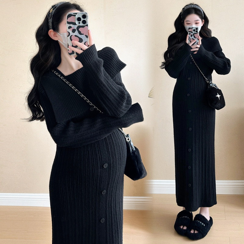 Maternity Dress Elegant 2024 Pregnant Women's New Gentle Lazy Style Design Sense One-Neck Knitted Sweater dress