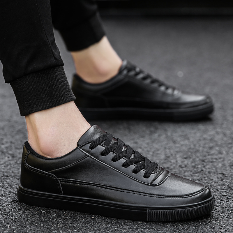 Zapatos de hombre 2024 nuevos zapatos blancos de primavera de estilo coreano zapatos de deporte de todo fósforo de moda para jóvenes zapatos de moda para hombres
