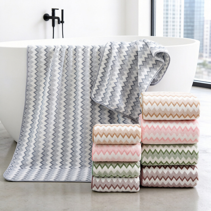 Coral Fleece Thickened Gift Towel Set, Absorbent Bath Towel with Hook, Cute Quick-Dry Towel for Home Use and Supermarket Coral Fleece Thickened Gift Towel Set, Absorbent Bath Towel with Hook, Cute Quick-Dry Towel for Home Use and Supermarket