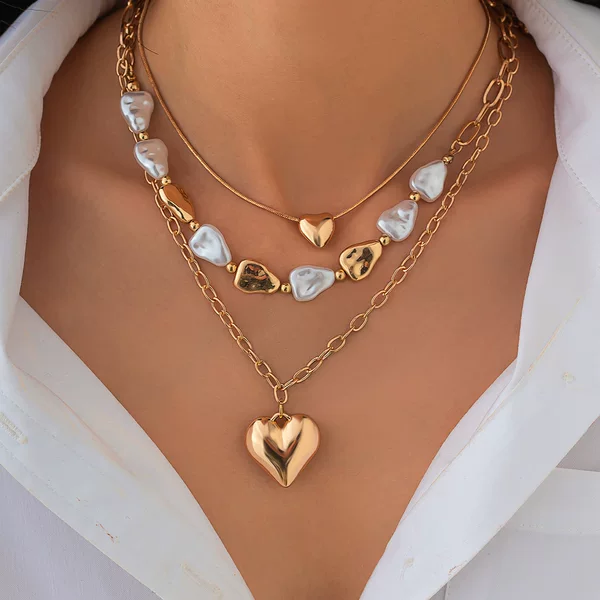 European and American Cross-border Jewelry Baroque Love Tassel Pendant Clavicle Chain Irregular Flat Pearl Necklace suit