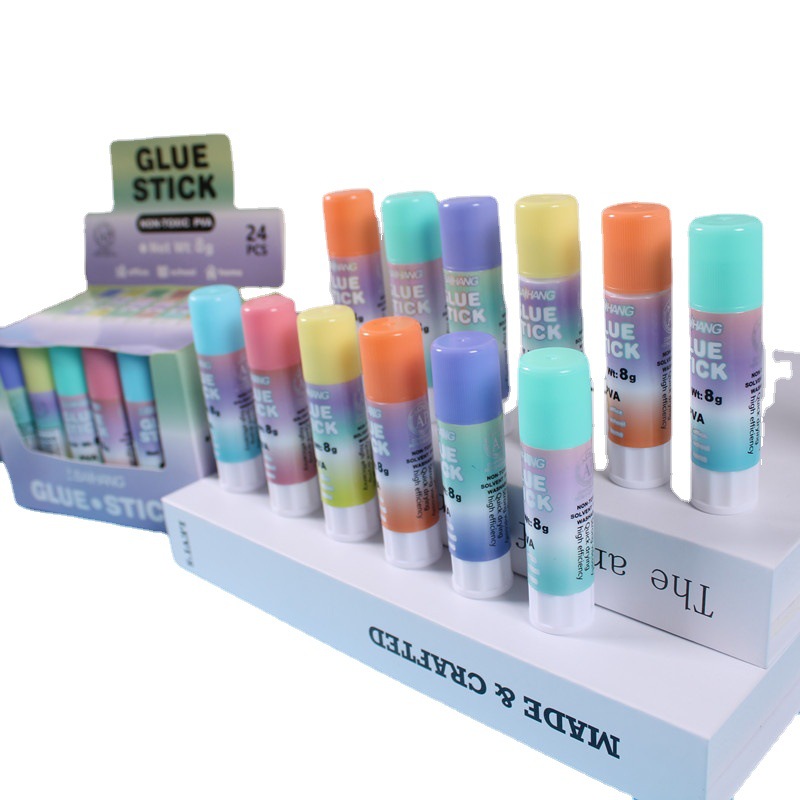 Venta al por mayor estudiante colorido hecho a mano de alta viscosidad fuerte pegamento sólido suministros de oficina pegamento sólido palo niños papelería suministros