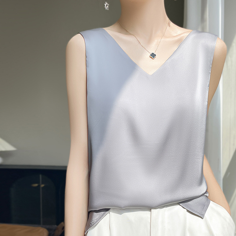 Wholesale summer new silky satin front V-neck rear round neck camisole women's solid color double-sided small vest