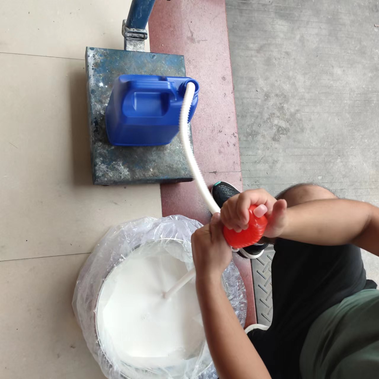 供应 水性氟碳树脂 ETERFLON 4303 水性烤漆 水性氟碳树脂乳液