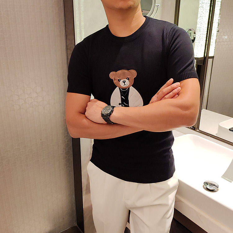 Autumn and Winter Men's Short-Sleeve Sweater with Embroidery, Slim-Fit Crew Neck Knit Top, Bear Design, Trendy Base Shirt with Embroidery Autumn and Winter Men's Short-Sleeve Sweater with Embroidery, Slim-Fit Crew Neck Knit Top, Bear Design, Trendy Base Shirt with Embroidery