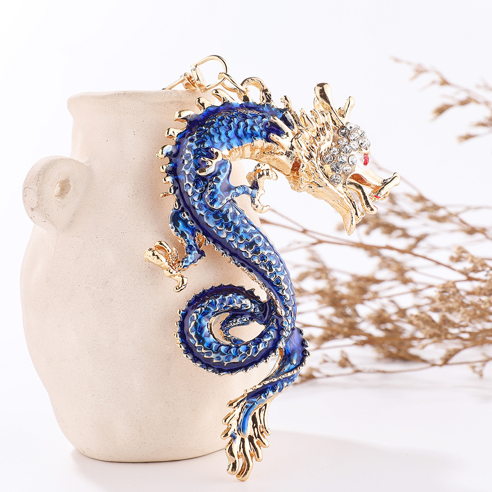 Fuente fábrica china dragón zodiaco llavero año del dragón tótem creativo grifo forma zodiacal bolsa colgante al por mayor