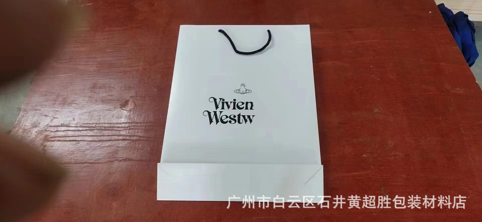 1a5ab3481be49c51aff00c9ad96df4