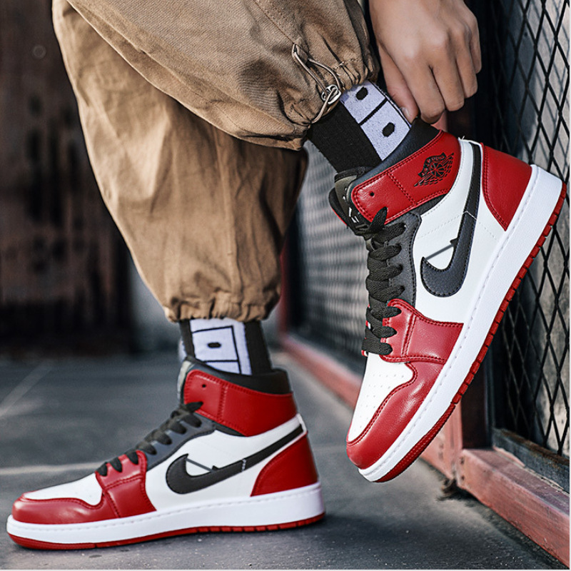 Aj Men's Shoes High-top Basketball Shoes Couple Air Force One Men's and Women's Sports Board Shoes Spring and Autumn Students' Casual White Shoes Tide